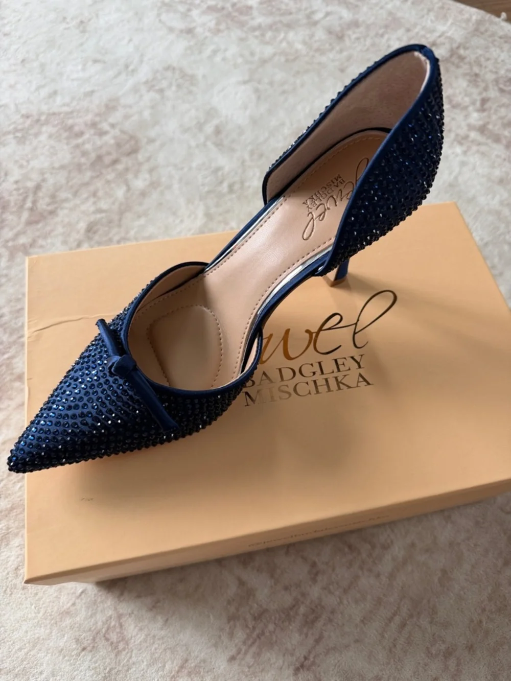 Jewel Badgley Mischka Terresa Navy Crystal D'Orsay Pointed Pump with Bow Size 7